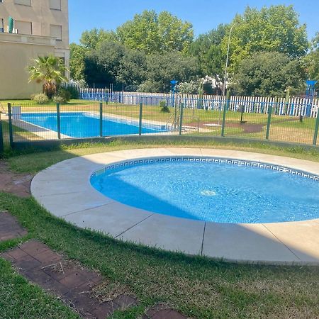 Fibes Apartamento Con Parking Gratis Sevilla Exteriör bild