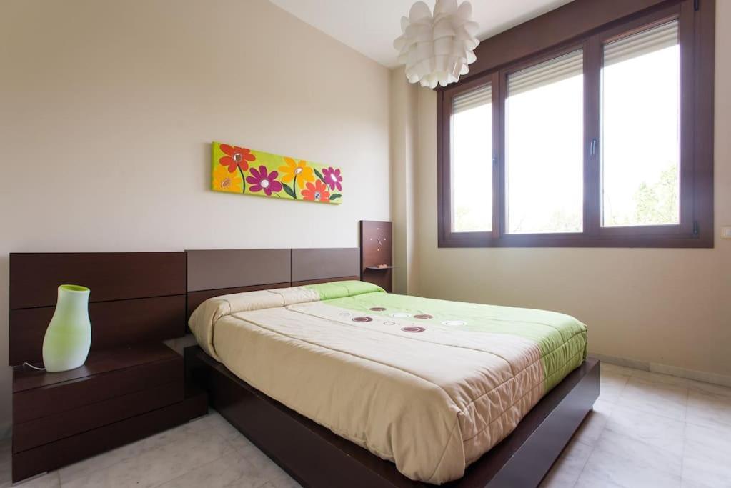 Fibes Apartamento Con Parking Gratis Sevilla Exteriör bild