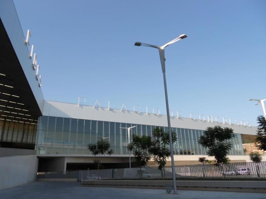 Fibes Apartamento Con Parking Gratis Sevilla Exteriör bild